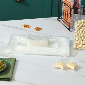 ВАКУУМНЫЕ ПАКЕТЫ ДЛЯ УПАКОВКИ ПИЩЕВЫХ ПРОДУКТОВ 933 15X25