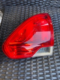 фото thumb №1, Peugeot 2008 лампа права кришка багажника задня