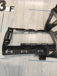 Vw touran 2 2 5ta 15- кронштейн  кронштейн бампера правый  передок  5ta807724 Недорого, фото thumb