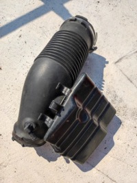 фото thumb №1, Труба повітрозабірник audi a6 c6 06e129629e