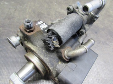 фото thumb №11, Насос вприскувальний 03l130755e vw golf vi 1.6 tdi cay