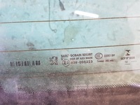 фото thumb №3, Скло зад задня peugeot 3008 i