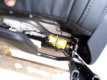 фото thumb №9, Citroen ds4 ii 2022 / сидіння / диван / комплект / підголівник / спинка