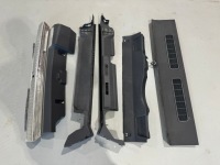 фото thumb №1, Lamborghini urus накладка пластик поперечина заднего накладка комплект