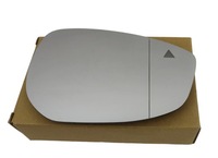 фото thumb №1, Правый вкладыш зеркало mazda 3 bp 2019 - ассистент