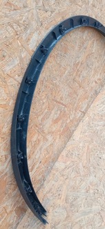 фото thumb №10, Tesla model y 22- молдинг крыла правый задняя правая задняя 1658698-00-a