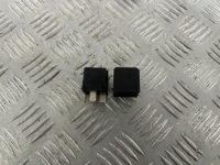 фото thumb №1, Opel meriva b реле 13171831