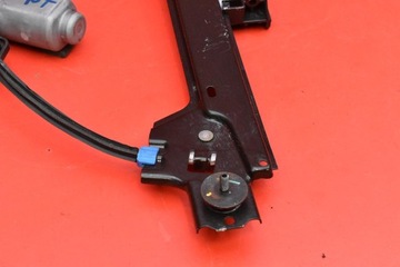 фото thumb №4, Подъемник стекла правые зад eu 1028821-00-b tesla модель x 90d 15-21