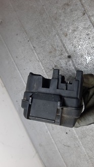 фото thumb №6, Коробка запобіжників opel vectra c 2.2b 02r 13112921