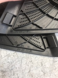 фото thumb №6, Защита накладка динамика левая правая b&o audi a5