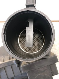 фото thumb №5, Корпус фільтра повітря vw golf vi 3c0129607as