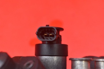 фото thumb №8, Насос впрыскивающий d5204t7 31372081 0445010681 volvo v60 1 i 2.0 d3 136 km