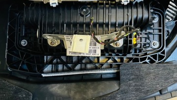 фото thumb №8, Mercedes c-klasa w205 14r. панель консоль a2056800087