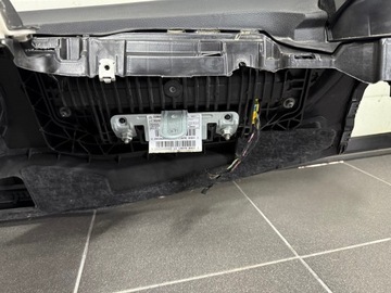 фото thumb №14, Mercedes w205 c-klasa рестайлинг панель консоль подушка безопасности ремни оригинал