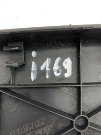 фото thumb №7, Vw golf v plus защита заглушка лампы 5m0867657