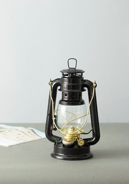 LAMPA NAFTOWA metal / szkło CZARNA + knot