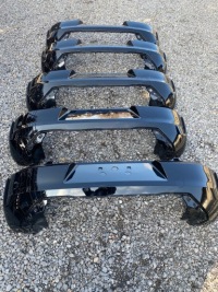 фото thumb №1, Бампер задній задня jeep avenger