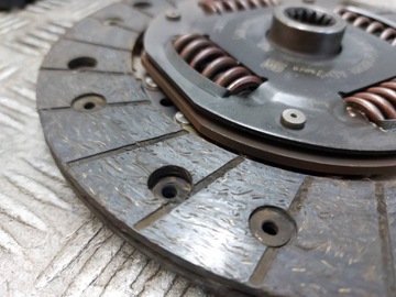 фото thumb №2, Сцепление диск + прижим + подшипник corsa d 1.2 16v 55565534 55568083