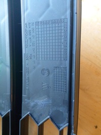 фото thumb №9, Решётка средняя бампера перед skoda rapid