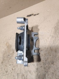 фото thumb №6, Кронштейн подушка коробки кронштейн кронштейн 1.2tce renaul captur ii 112228880r