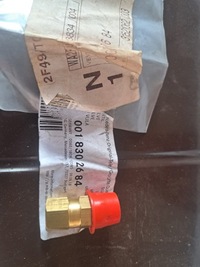 фото thumb №1, Mercedes клапан компрессора кондиционера 0018302684