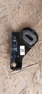 фото thumb №2, Кронштейн радиатор правый перед alfa romeo stelvio 00505406110