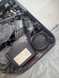 фото thumb №14, Обшивка обивка дверь правый задняя шторка оригинальный номер 3c9861334a vw passat b6 kombi 08