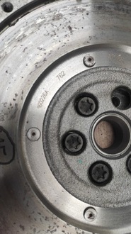 фото thumb №12, Зчеплення диск притиск колесо двомасовий маховик з двома масами ford focus mk3 1.5 tdci 120km