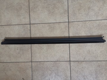 фото thumb №1, Volvo xc90 ii прокладка стекло дверь левый перед 31845556