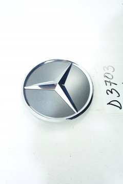 фото thumb №2, Значок логотип эмблема зад mercedes c w205