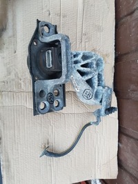 фото thumb №1, Подушка кронштейн двигуна koleos 2.0dci 575af100a