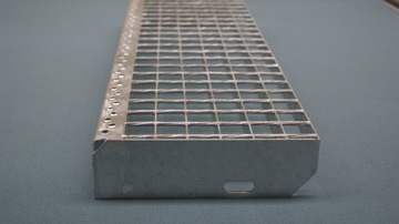 РЕШЕТКА МЕТАЛЛИЧЕСКАЯ СТУПЕНИ WEMA TREPY 1000х240 30х3