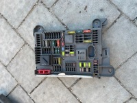 фото thumb №1, Bmw x5 e71 коробка запобіжників