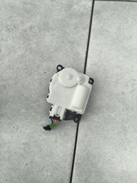 фото thumb №1, Ford b-max клапани керуючий обігрівачі ford ecosport av1119e616 ?