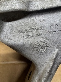 фото thumb №5, Jeep grand cherokee wk2 dodge durango wd кронштейн двигателя 3,6 левая