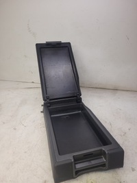 фото thumb №6, Підлокітник сидіння задня audi a4 b6 b7 велюр