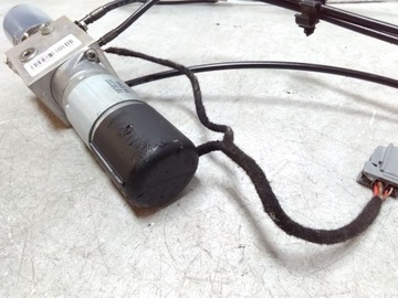 фото thumb №8, Volvo v70 2008 насос / амортизатор крышки задней багажника / комплект