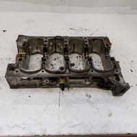 фото thumb №1, Volvo v40 ii 2,0d d4204t14 основа блок двигуна 31401922