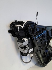 фото thumb №7, Mercedes gla 156 x156 обшивка вкладыш перед левый