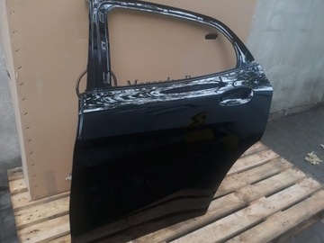 фото thumb №1, Mercedes gla x156 156 двері задні ліві 1567300105
