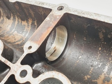 фото thumb №9, Крышка клапанов vw golf iv 1.4 16v 036103475n