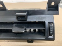 фото thumb №8, Ford mustang mach-e 2021r решітка обдув середня панелі приладової панелі