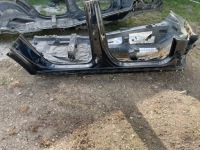 Купити Поріг правий стійку  середній mercedes gl gls x166 колір 040, фото thumb