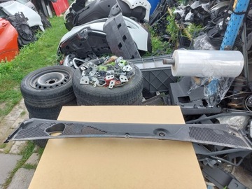 фото thumb №1, Панель під лобовим склом renault експрес 21-