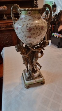ОГРОМНАЯ ВАЗА для цветов с женскими фигурами из бронзовой АМФОРЫ