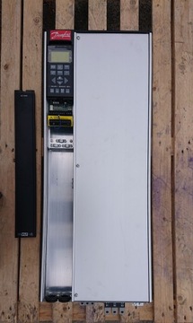 Инвертор Danfoss VLT5042 175Z4171 3PH 42кВт/52.5кВА 61/73А 1000Гц