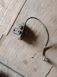 фото thumb №1, Замок зачіп кабіни renault magnum 480 dxi