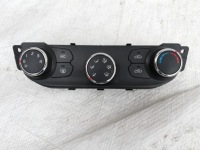 фото thumb №1, Kia ceed ii 12-17 панель кондиционера 97250-a2002