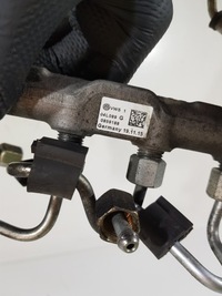 фото thumb №12, Планка впрыскивающий датчики 04l089g vw audi skoda 2.0 tdi dfs 04l130764d