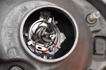 фото thumb №8, Фара правий лампа перед eu 7700311372 opel vivaro a 1 i 02-06